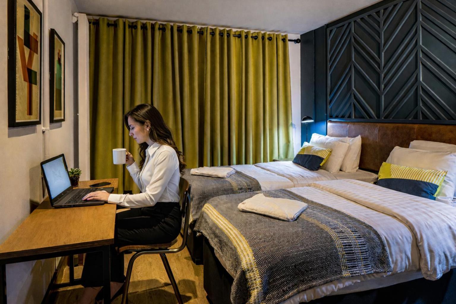 Deluxe Twin Room